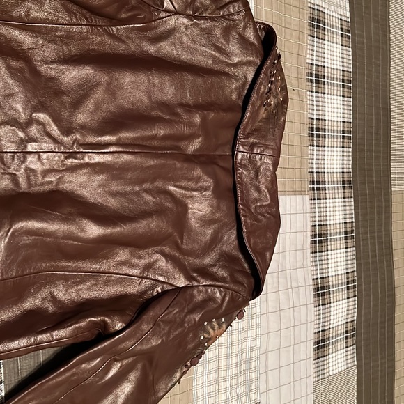 This coat is all that, nothing but compliments beautiful sensual brownish - Picture 4 of 8